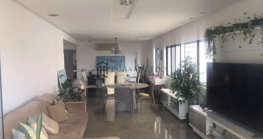 Apartamento à venda, 3 Dormitórios sendo 1 suite com hidromassagem, 1 por andar, Boa Viagem, Recife