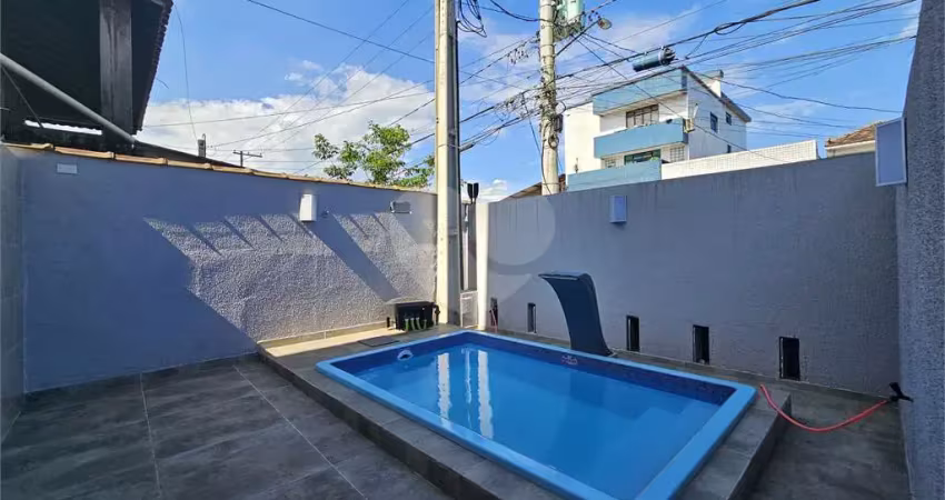 Casa de vila com 2 quartos à venda em Macuco - SP