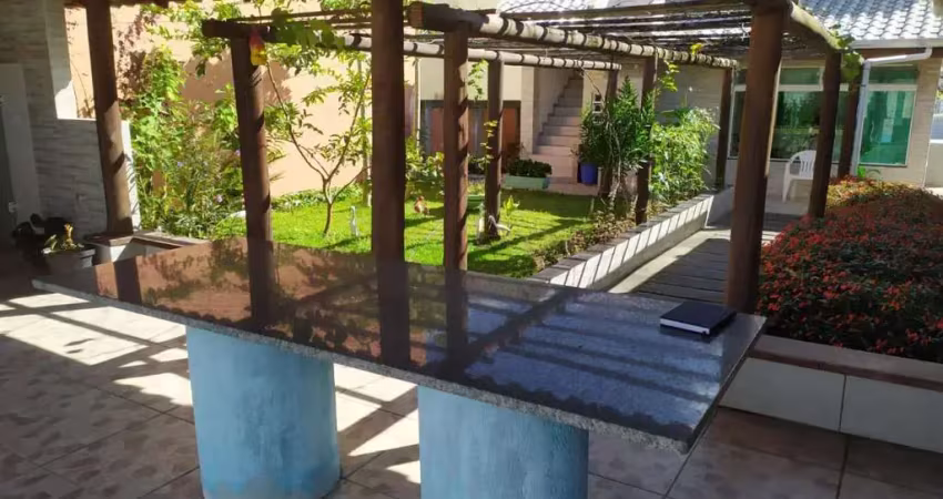 Casa para Venda em Matinhos, Balneario Riviera, 2 dormitórios, 1 suíte, 3 banheiros, 2 vagas