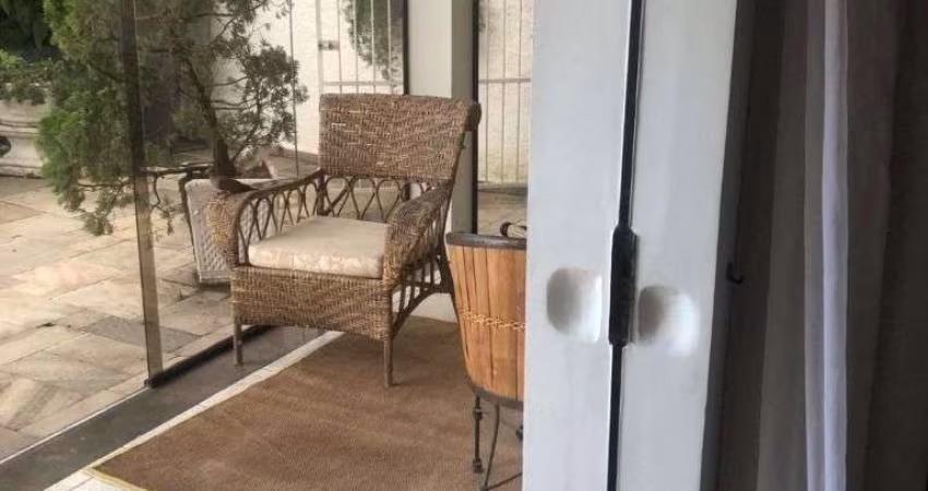 Casa à Venda em Parque dos Príncipes, São Paulo - SP