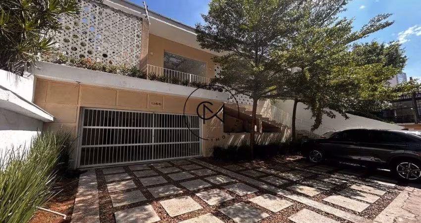 Casa comercial -12 salas - elevador e 8 vagas - Coração do Pacaembu