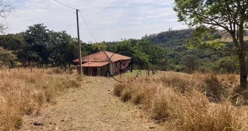 Sítio à venda em porangaba, sp, 38 mil m2 com 2 casas e lago