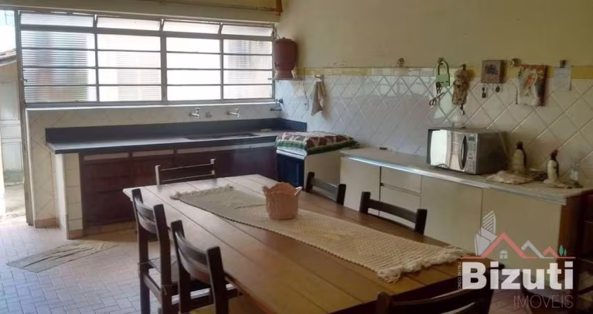 Casa à venda em Jundiaí-SP