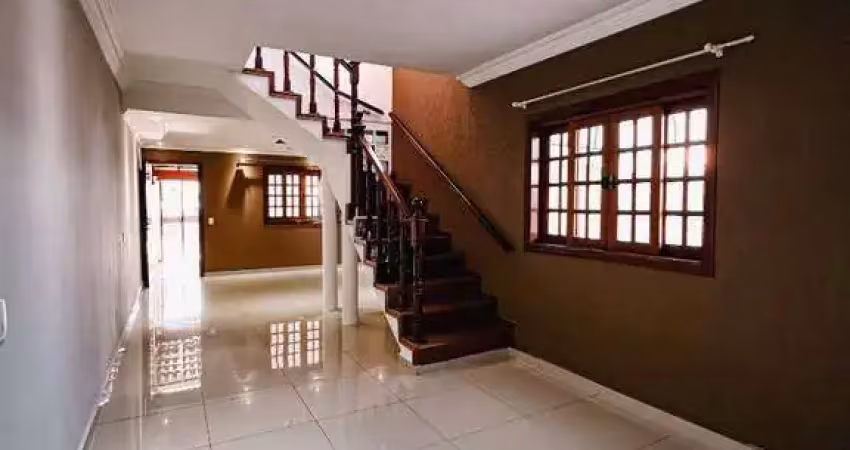 Casa com 3 quartos à venda na Rua Adalberto Moreira Baialuna, 420, Parque Cidade Jardim, Jundiaí