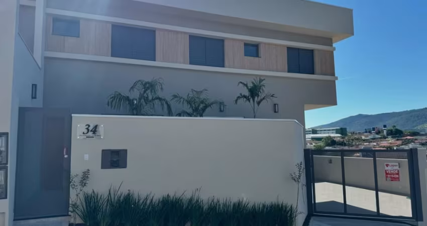CASA EM ATIBAIA JD JARAGUA