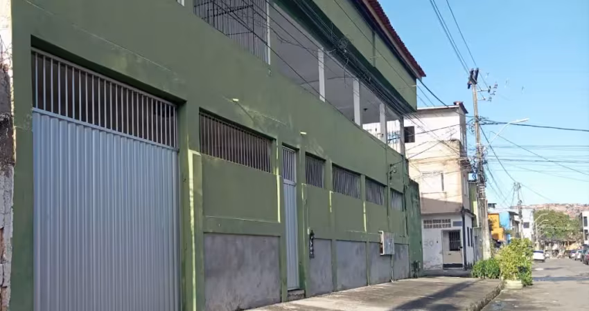 Casa comercial para alugar na Rua Dom Pedro II, 16, Periperi, Salvador