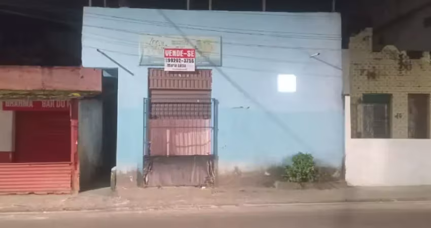 Vendo casa 2/4 com 1 ponto comercial. próximo a upa de periperi
