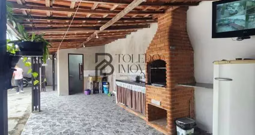 Casa com 3 dormitórios sendo 1 suíte no bairro quietude - praia grande