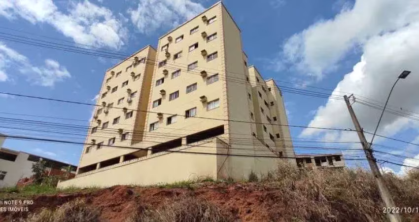 Apartamento região de ipatinga, bairro cidade nova. elevador e vista panorâmica.. perto da avenida.