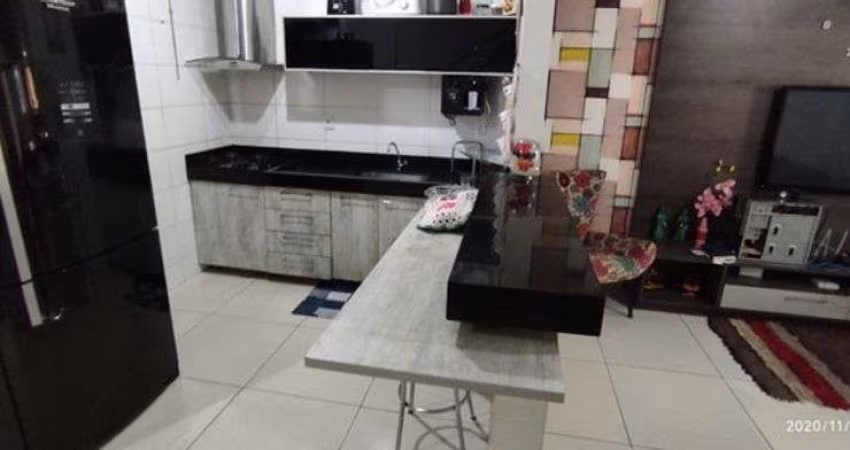 Casa Bairro Cidade Nova. Cód. K151. Piso em porcelanato, moveis planej. Região de Ipatinga