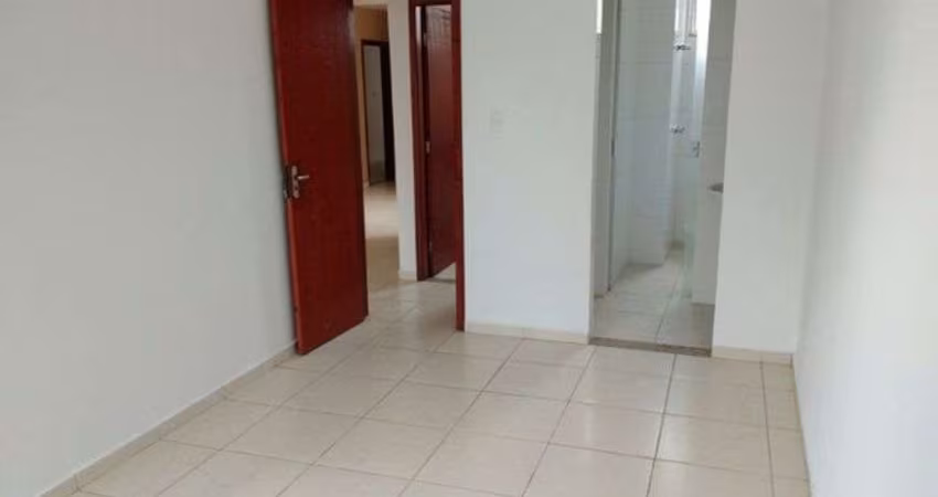 Apartamento Bairro Iguaçu. Cód. A094. 2 quartos/suíte, 65 m². Perto da avenida e comercio
