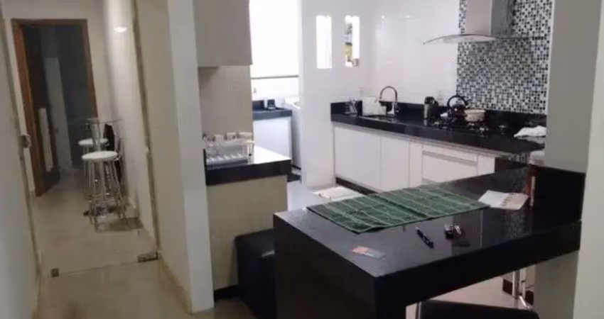 Apartamento bairro iguaçu, a064. primeiro andar, piso porcelanato , 2 vagas. região de ipatinga