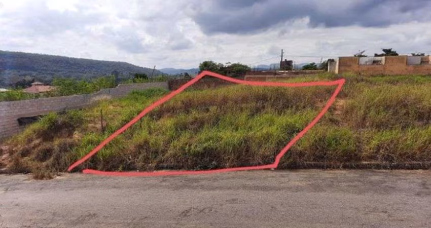 Lote Bairro Porto Seguro. Cód. L070, 360 m², devidamente Registrado. 360 M². Região de Ipatinga.