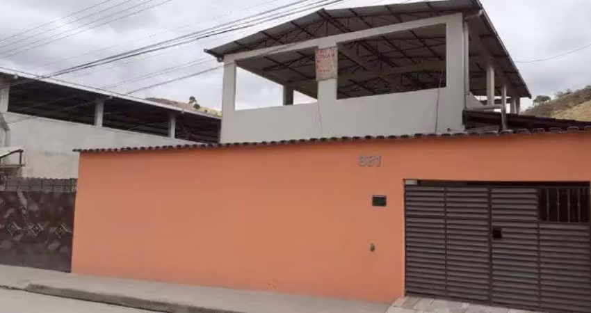 Casa b. chácaras madalena. quintal, jardim cód. k146, 170 m².