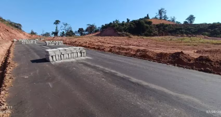 Lote plano bairro jardins! cod. l105. repasse entrada + 35 pagas de financiamento próprio faltando 135 parc. região de ipatinga.