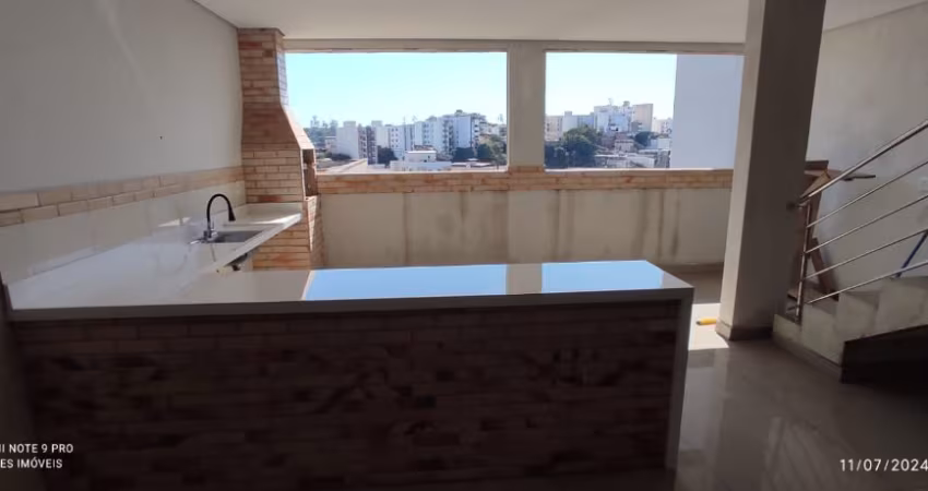 Casa Região de Ipatinga, B. Cidade Nova. Cód K227. 286 m², Área de festas com churrasq., 2 vagas.