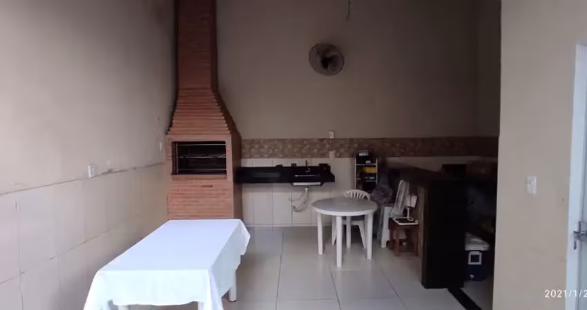 Casa Bairro Cidade Nova, Cód. K132 3 quartos/suíte, 120 m², Área gourmet com churrasqueira e fogão. Região de Ipatinga
