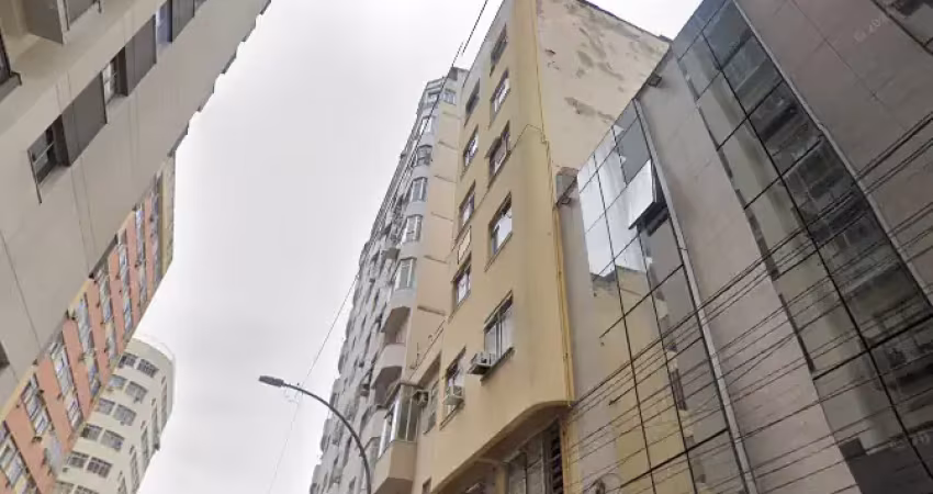 Ótimo apto 2 quartos no centro do rj, próximo a lapa