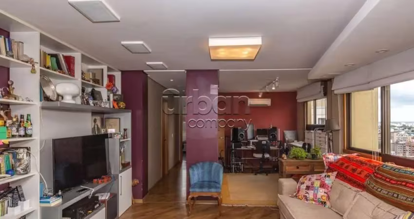 Apartamento com 3 quartos à venda na Avenida Grécia, 1100, Passo da Areia, Porto Alegre