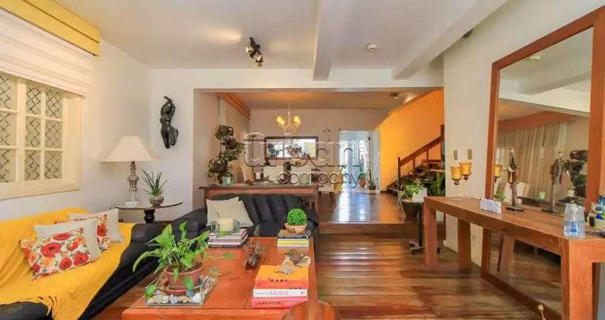 Casa com 4 quartos à venda na Avenida José Gertum, 355, Chácara das Pedras, Porto Alegre