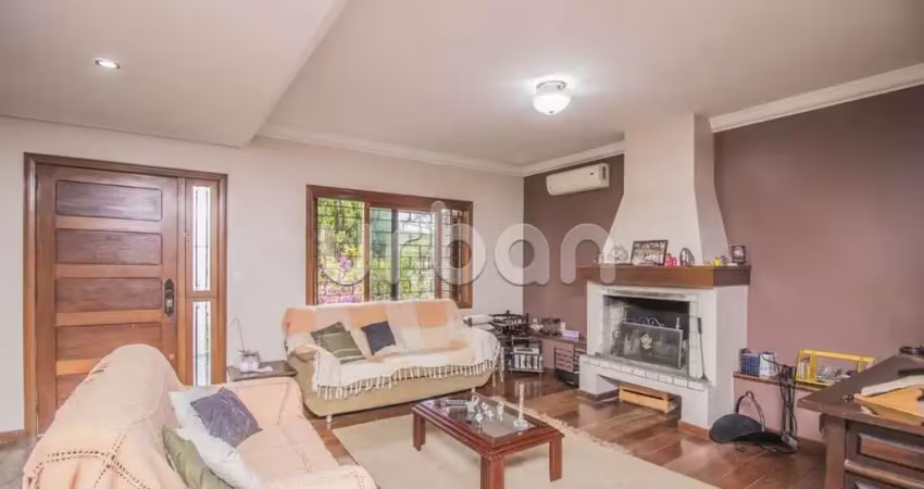Casa em condomínio fechado com 4 quartos à venda na Praça Paulo de Aragão Bozano, 138, Vila Ipiranga, Porto Alegre