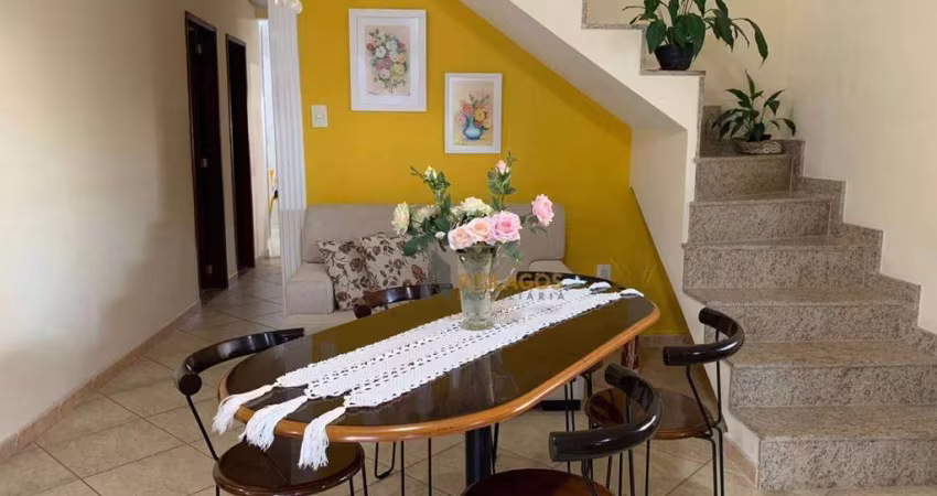 Casa à venda, 233 m² por R$ 450.000,00 - Guriri - Cabo Frio/RJ