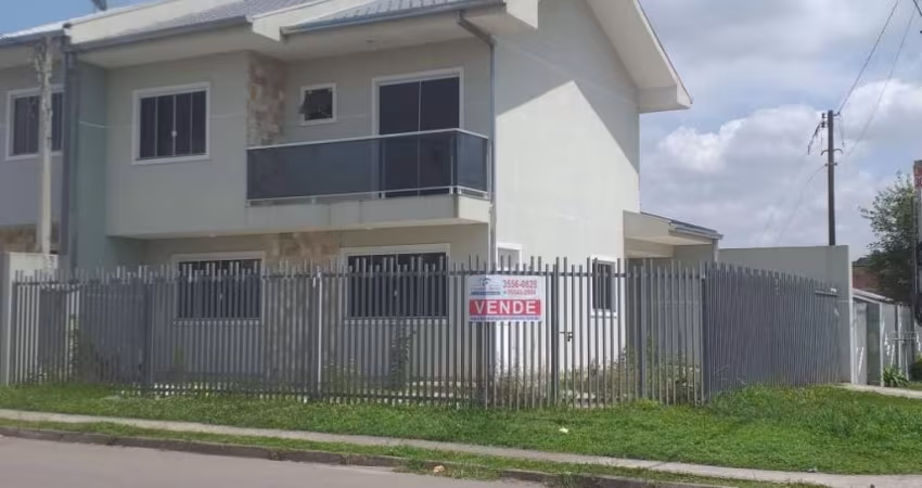 Imperdível oportunidade: Sobrado à venda em São José dos Pinhais-PR, São Marcos, 3 quartos, 1 suíte, 117,69m²