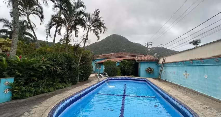 Casa com 3 dormitórios à venda, 210 m² por r$ 2.250.000 - canto do forte - praia grande/sp