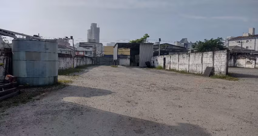 Terreno à venda na Vila Valença, São Vicente 