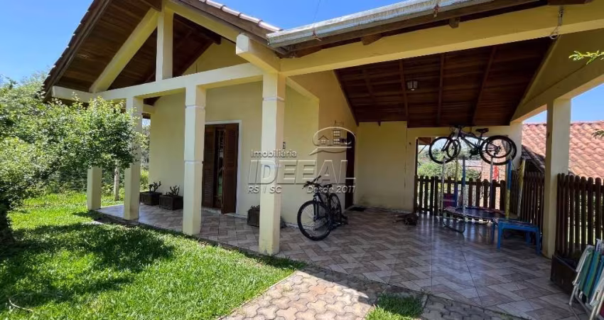 Casa com 3 quartos à venda na California, Nova Santa Rita 