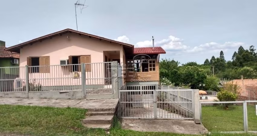 Casa com 3 quartos à venda na California, Nova Santa Rita 