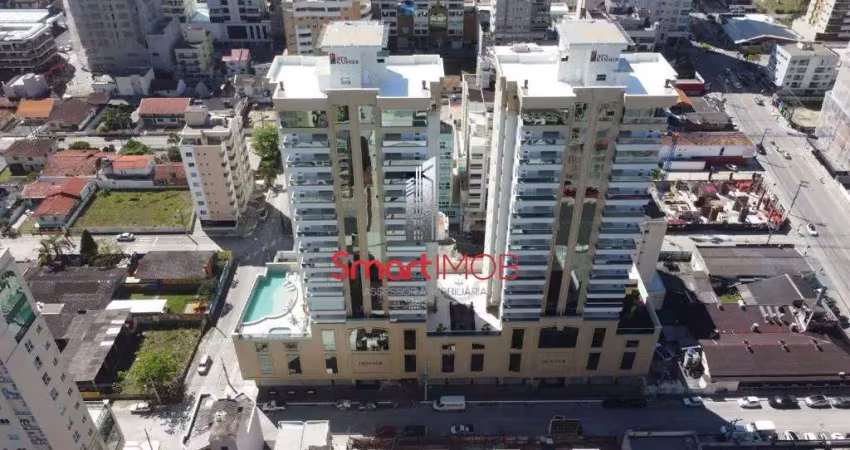 Apartamento com 3 quartos à venda na Rua 314, 7, Meia Praia, Itapema