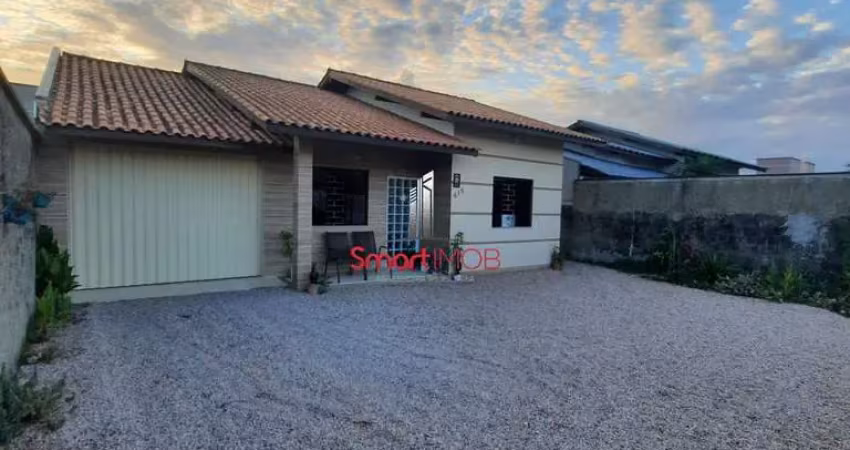 Casa com 2 quartos à venda na Raul Bayer Laus, 615, Centro, Tijucas