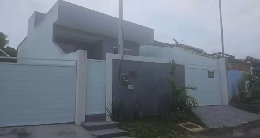 Casa com 2 quartos à venda na Rua das Acácias, Centro, Maricá