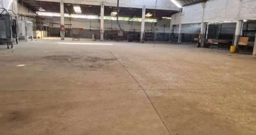 Barracão / Galpão / Depósito à venda na Vila Sarapuí, Duque de Caxias 