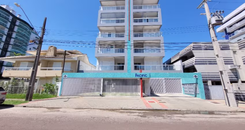 Lindo apartamento garden, com ampla sacada com churrasqueira  situado a poucos passos da praia central de Guaratuba