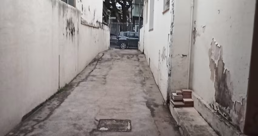 Imovel no bairro da Lapa, com 2 casas (1 terrea de 90m² + 1 sobrado de 122m²) - Terreno 265m² - Excelente localização.