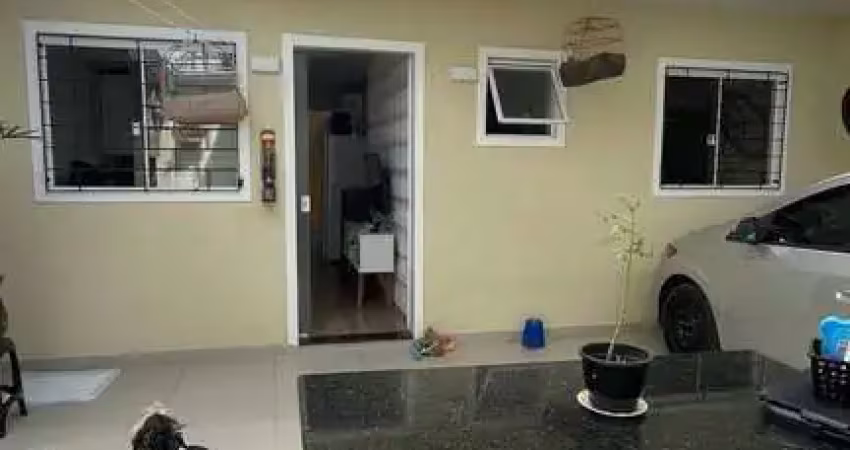 Casa com 2 quartos à venda na Rua Mandaguari, 118, Paloma, Colombo