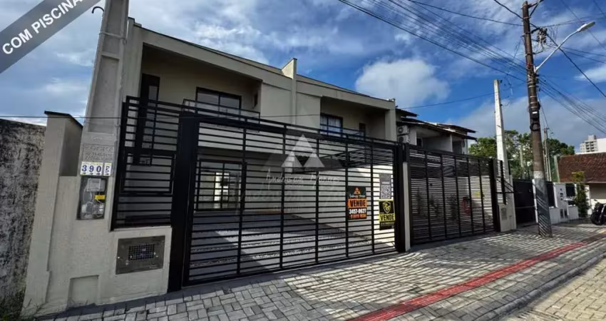 Casa com 3 quartos à venda na Rua Ayrton Senna, 390, Itacolomi, Balneário Piçarras