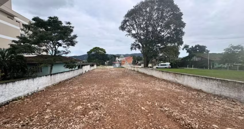 Terreno à venda na Eugenio Krause, 888, Centro, Penha