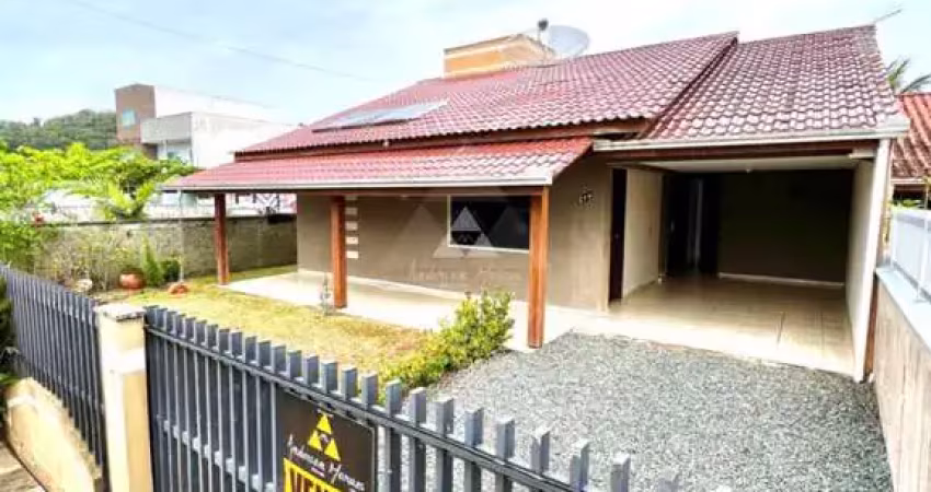 Casa com 2 quartos à venda na Rua Altair Amorim, 115, Itajubá, Barra Velha