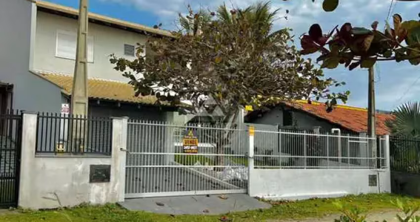 Casa com 6 quartos à venda na Beira Mar, 1015, Itajubá, Barra Velha