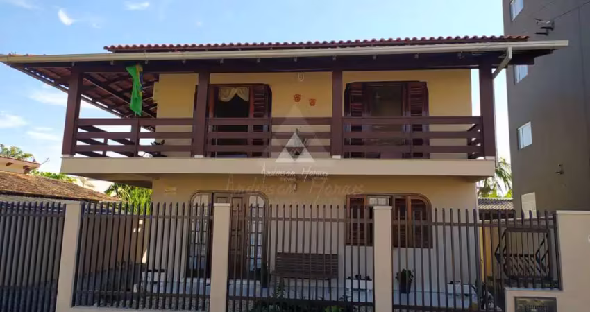 Casa com 4 quartos à venda na Rua 1019, 79, Itajubá, Barra Velha