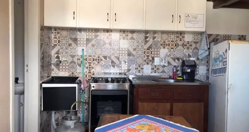 Kitnet / Stúdio para alugar na Rua Trajano Margarida, --, Trindade, Florianópolis