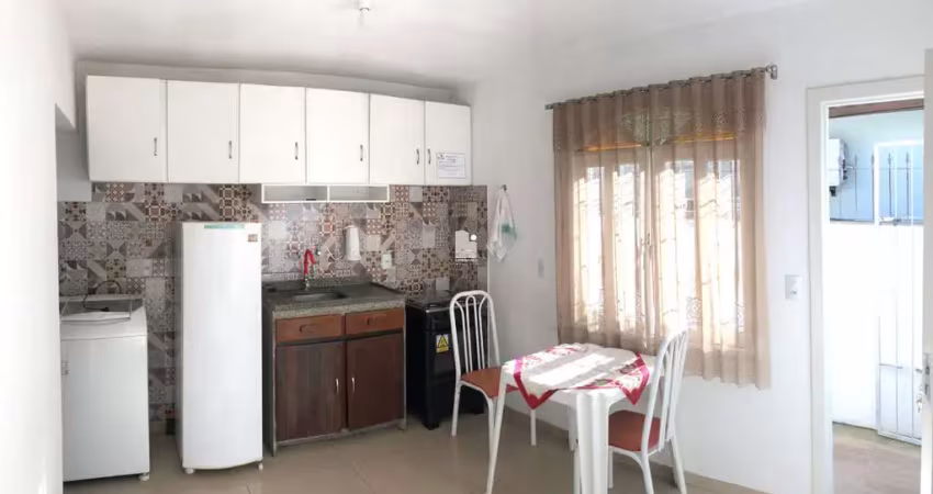 Kitnet / Stúdio para alugar na Rua Trajano Margarida, --, Trindade, Florianópolis