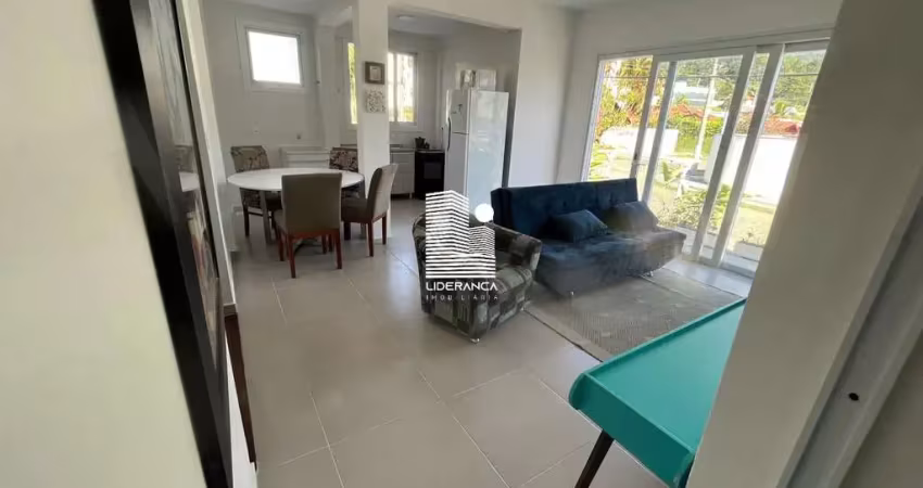 Apartamento com 2 quartos para alugar na Rua Itapuã, --, Itacorubi, Florianópolis