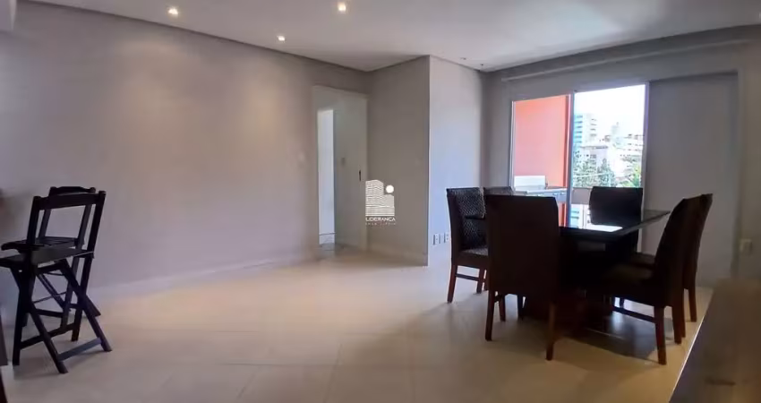 Apartamento com 3 quartos para alugar na Avenida Madre Benvenuta, --, Trindade, Florianópolis