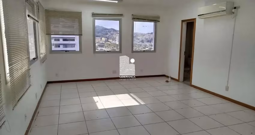 Sala comercial à venda na Rua Conselheiro Mafra, --, Centro, Florianópolis
