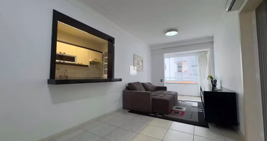 Apartamento com 3 quartos à venda na Rua Cristóvão Nunes Pires, --, Centro, Florianópolis