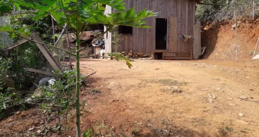 VENDO!!! sítio no bairro Brilhante II
